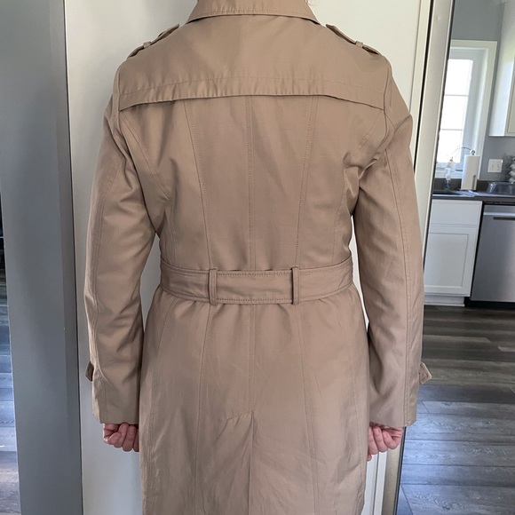 Jones New York Women’s Raincoat - Picture 2 of 7